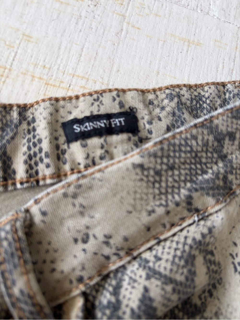 Judy Blue size 16W Skinny Fit Snakeskin Print Jeans Stretch High Waisted Python - Picture 7 of 14